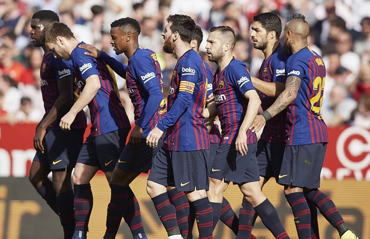 绝地求生官方公布最新积分榜，悬念再起