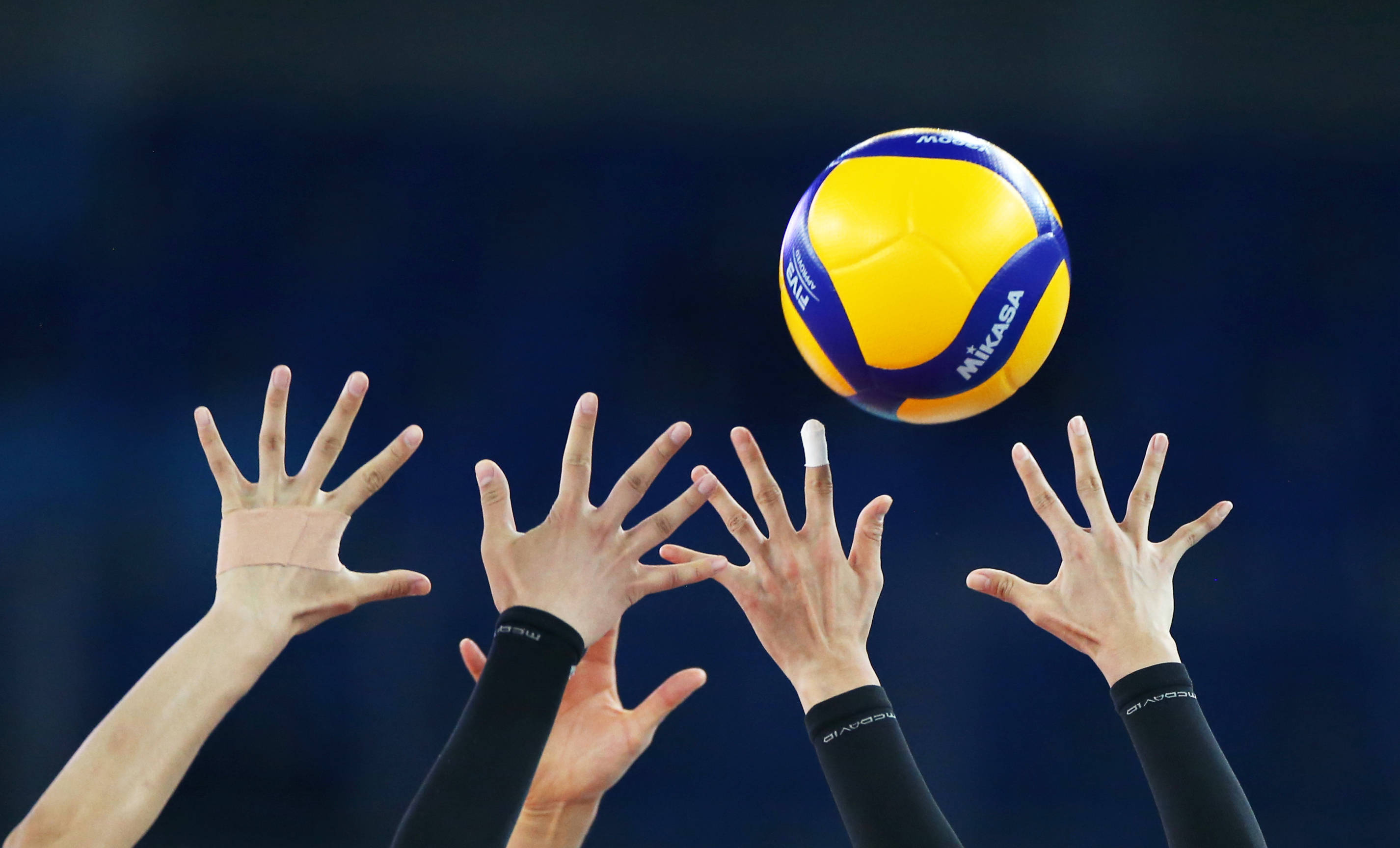 排球选手刷新世界纪录,震撼全场 排球选手刷新世界纪录,震撼全场