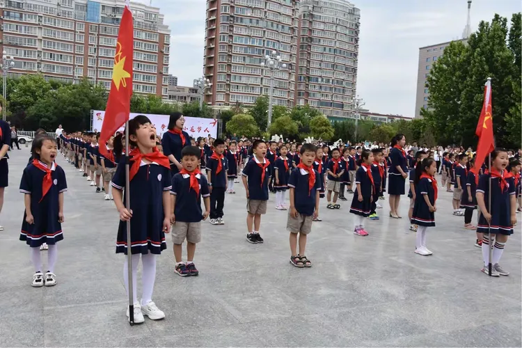 关于体操队主教练发声,誓言带队登顶的信息 关于体操队主教练发声,誓言带队登顶的信息