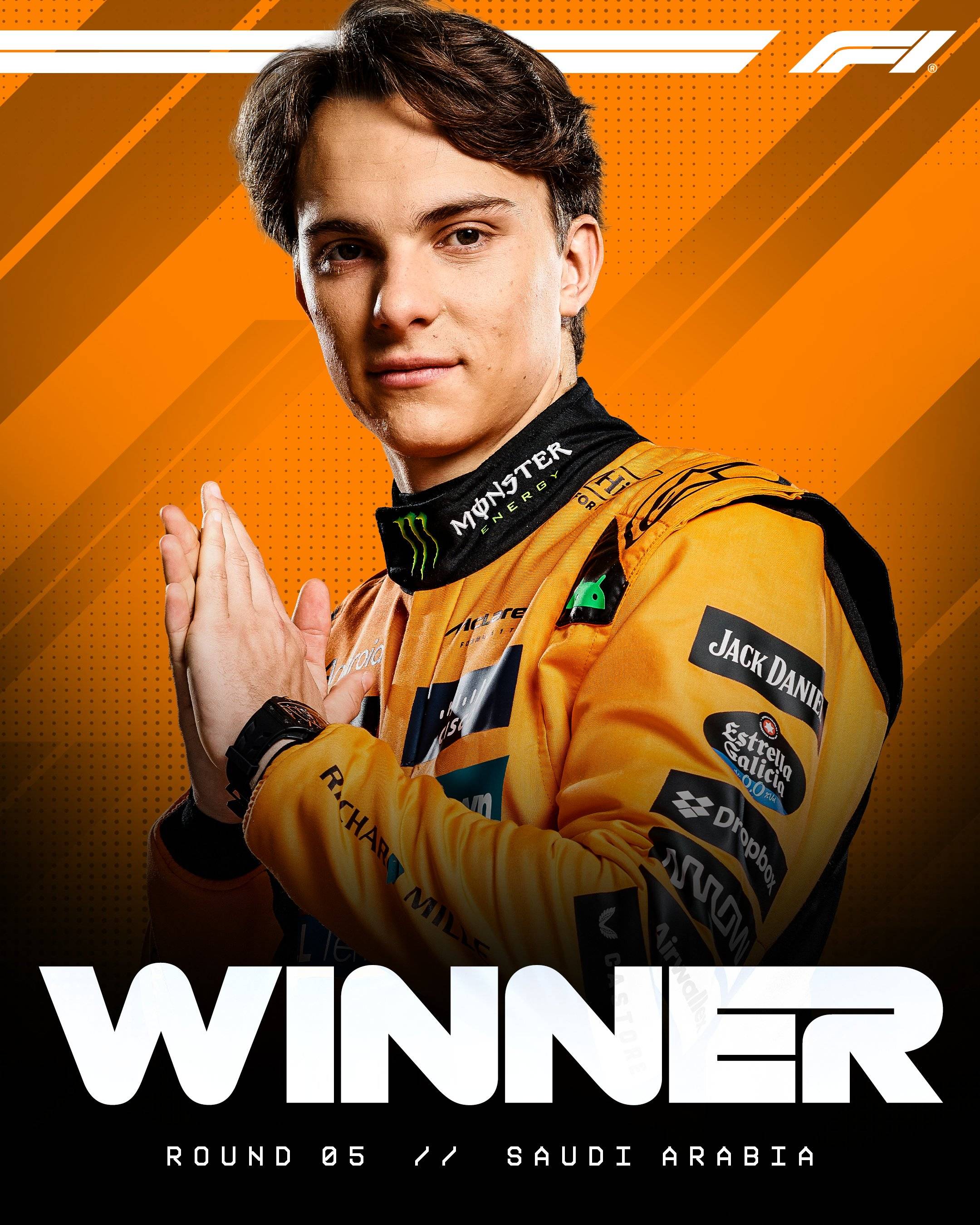 包含梅赛德斯逆转雷诺车队，勒克莱尔统治全场的词条