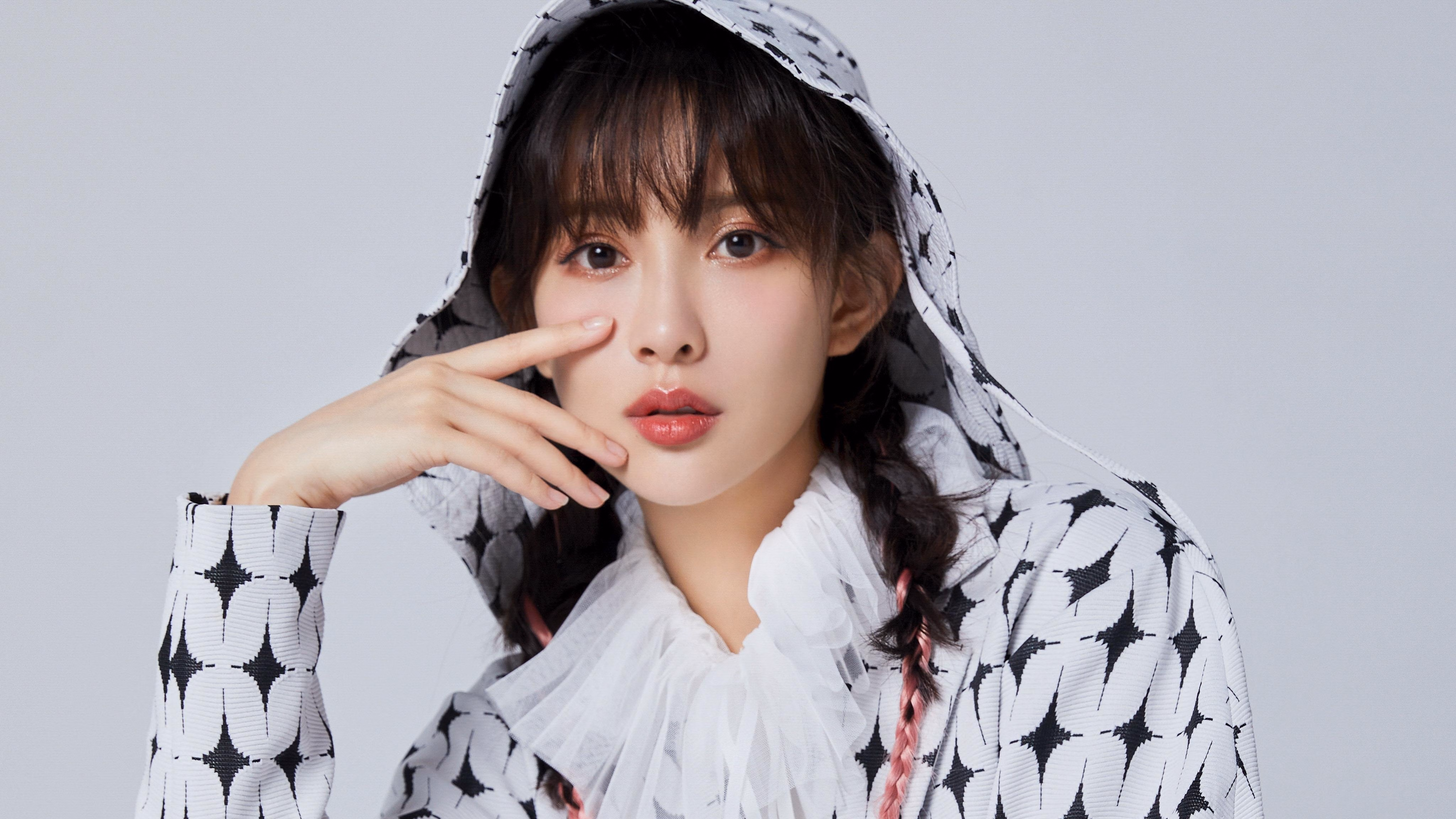 飞驰与铁壁，F1赛道上的攻防博弈与CBA疆粤之战的战术映照