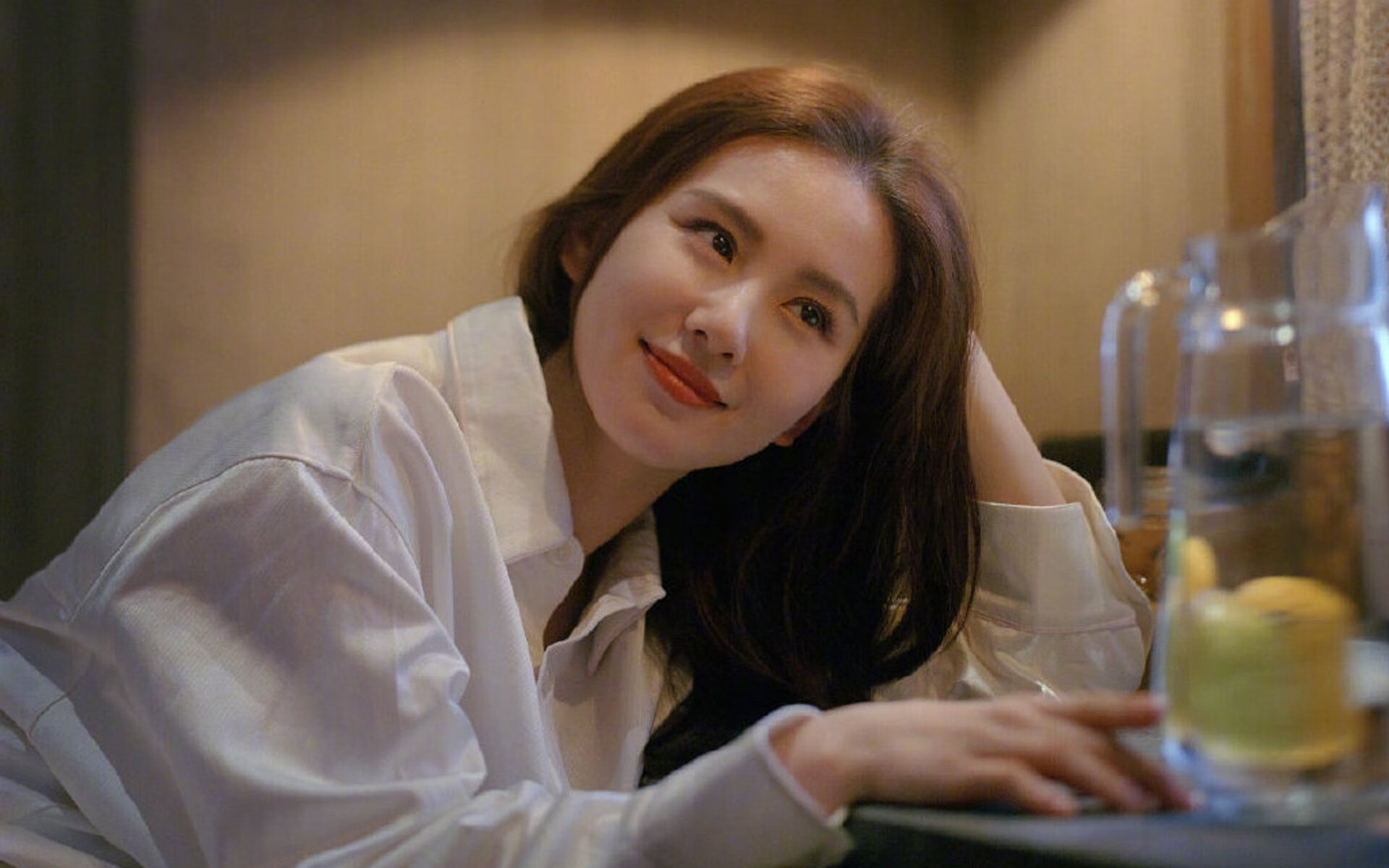 红牛狂奔梦剧场，欧冠惊魂夜，莱比锡的逆袭与曼联的陨落